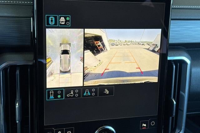 New 2026 GMC Acadia Elevation w/ Elevation Premium Package AWD/4WD image 24
