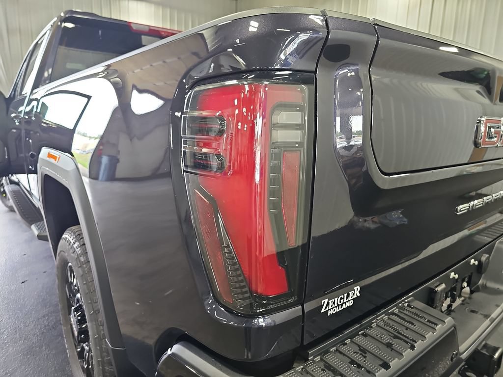 New 2026 GMC Sierra 3500 AT4 w/ AT4 Premium Plus Package AWD/4WD image 35