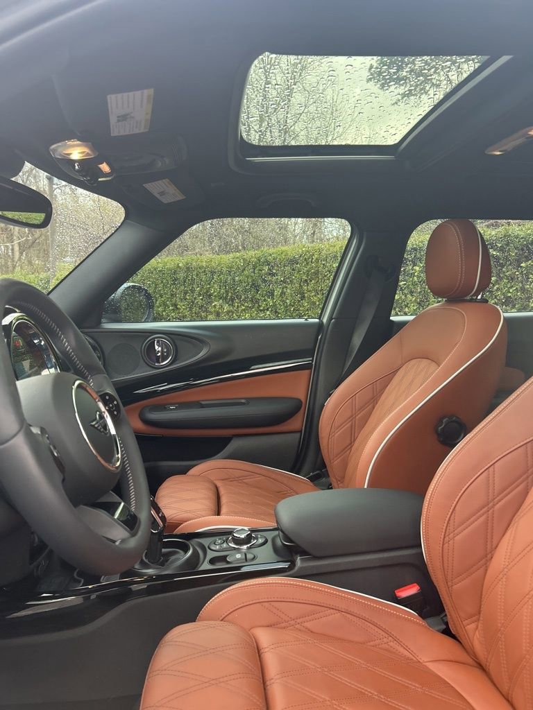 Used 2024 MINI Cooper Clubman S w/ Signature Upholstery Package image 24