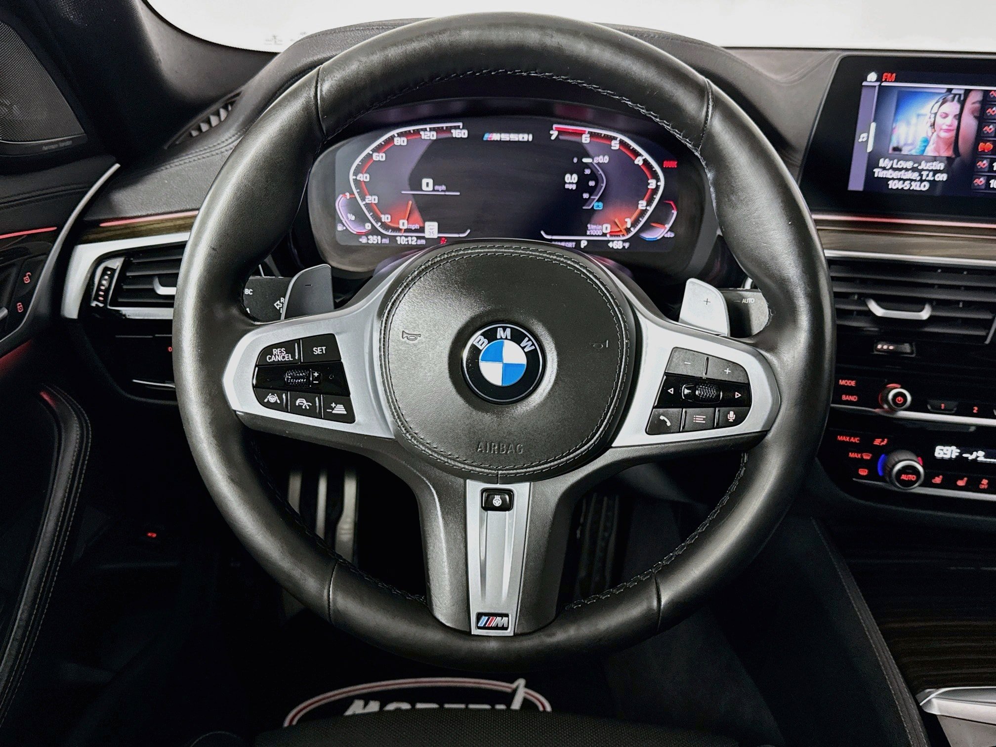 Used 2020 BMW M550i xDrive AWD/4WD image 25