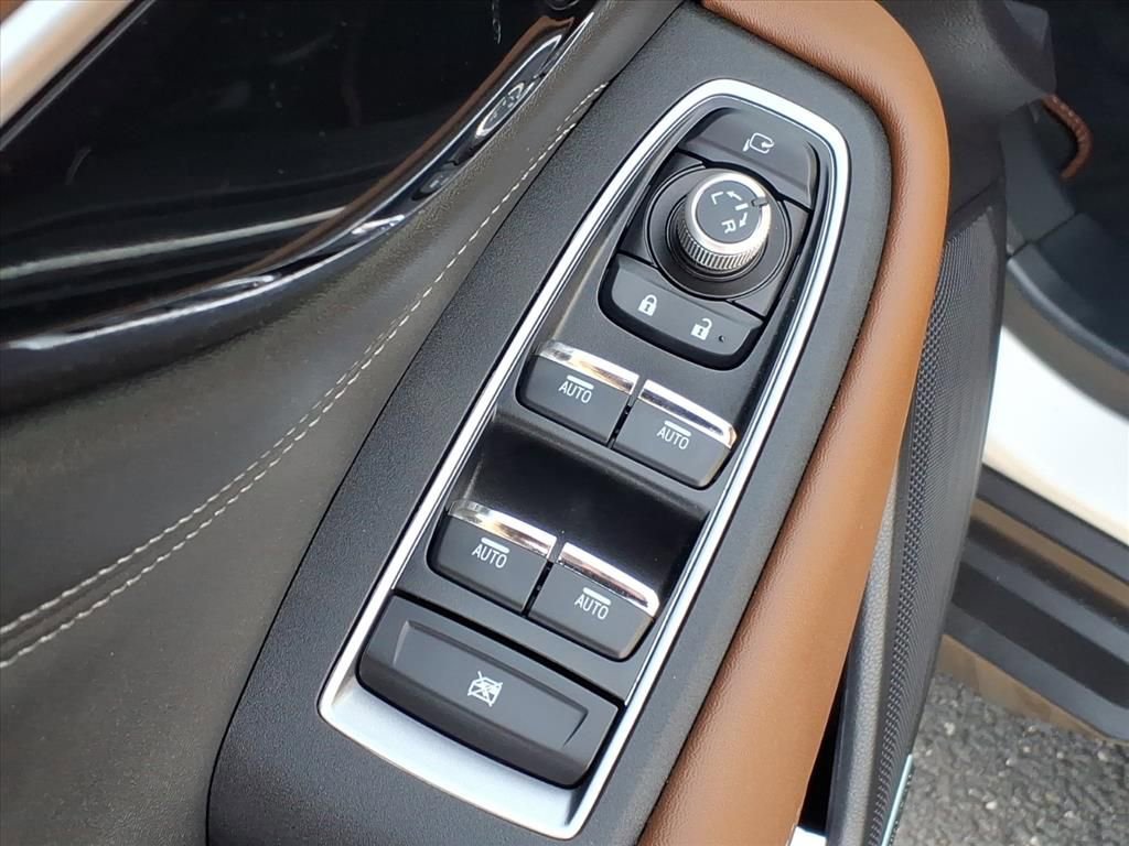 Used 2023 Subaru Outback Touring XT image 12