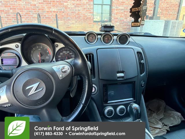 Used 2013 Nissan 370Z Roadster image 10