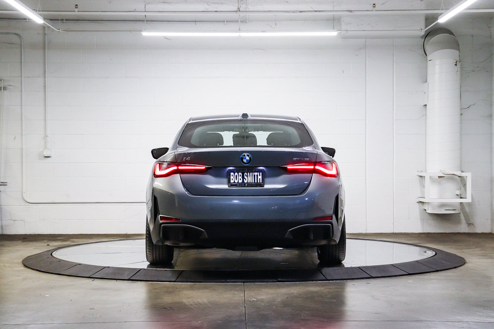 Used 2023 BMW i4 eDrive35 w/ Parking Assistance Package RWD image 5