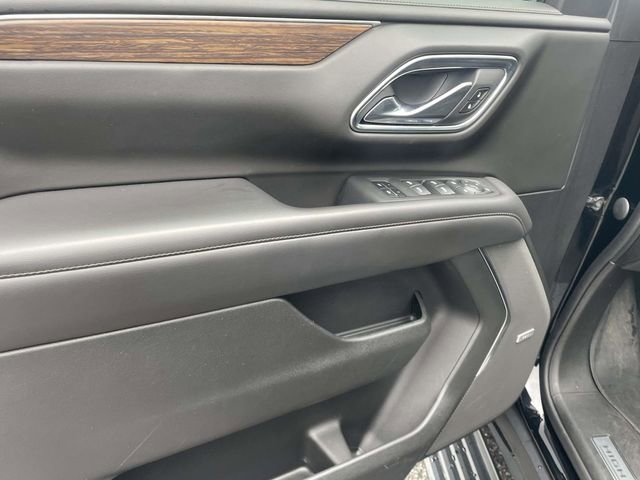 Used 2021 Chevrolet Tahoe High Country w/ Premium Package image 16