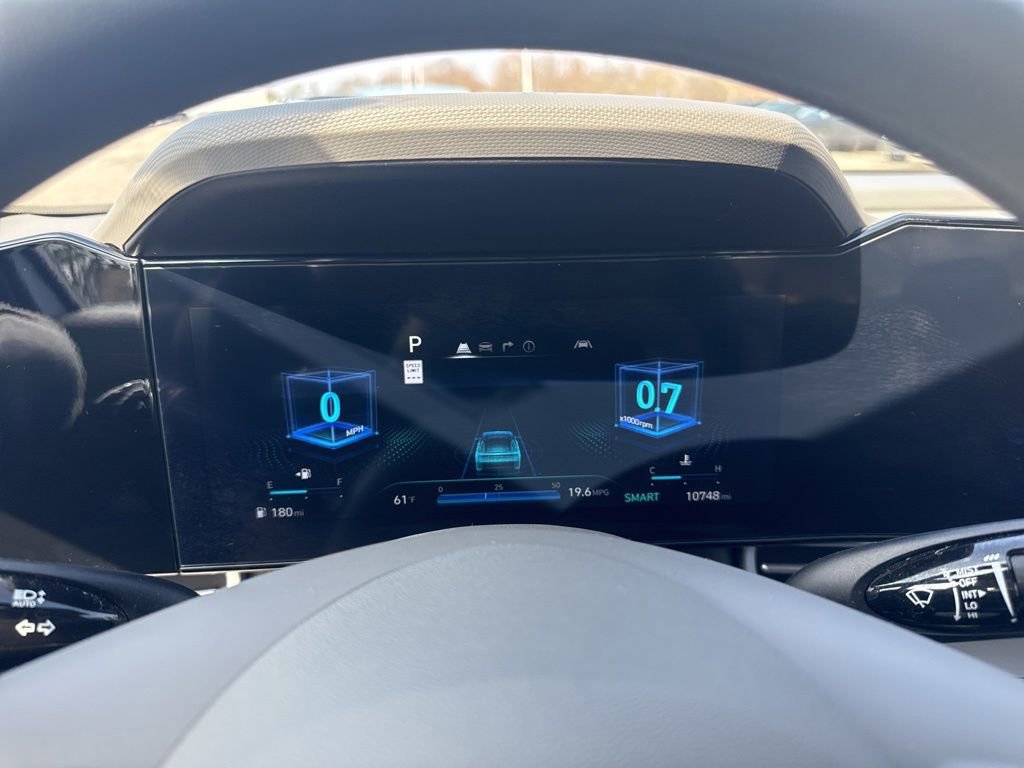 Used 2024 Hyundai Elantra SEL image 20