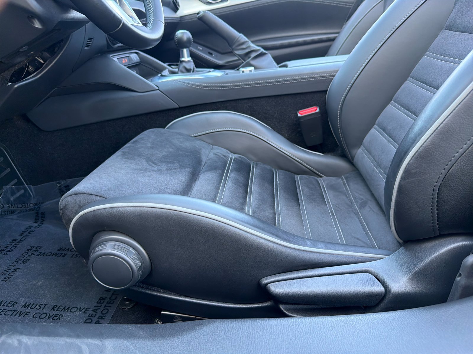 Used 2025 MAZDA MX-5 Miata Club w/ Brembo/BBS Recaro Package RWD image 14