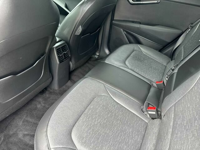 Used 2023 Kia Niro Wave FWD image 14