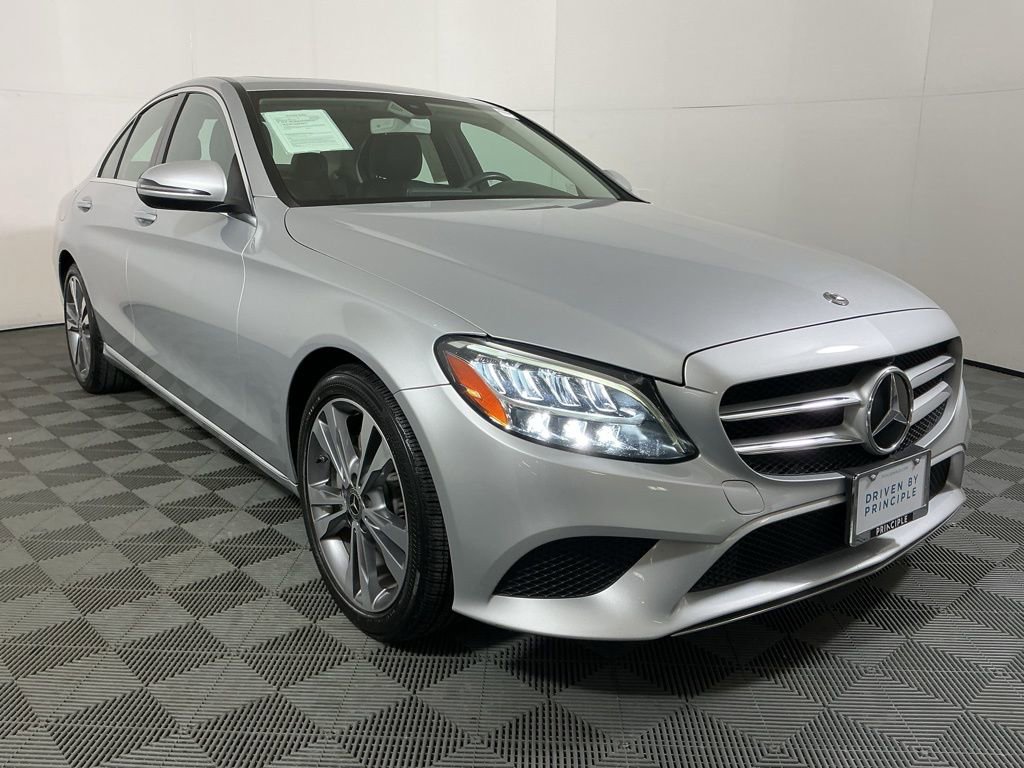 Used 2020 Mercedes-Benz C 300 Sedan image 4