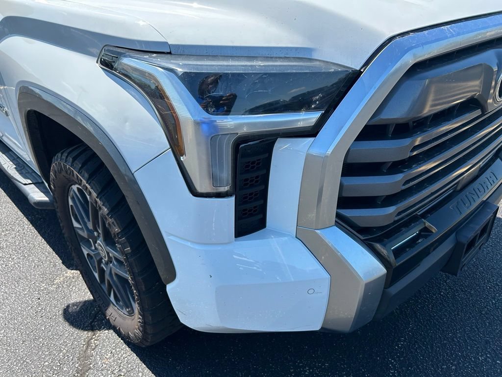 Used 2022 Toyota Tundra Limited w/ Power Package AWD/4WD image 5