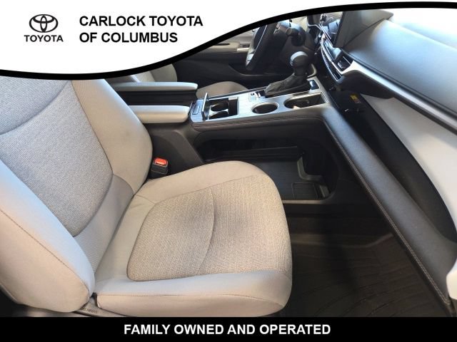 Used 2026 Toyota Sienna LE FWD image 21