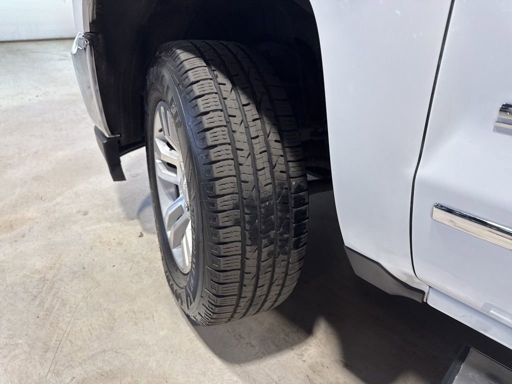 Used 2016 Chevrolet Silverado 1500 LTZ AWD/4WD image 3