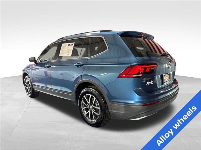 Used 2019 Volkswagen Tiguan SE w/ Panoramic Sunroof Package image 7