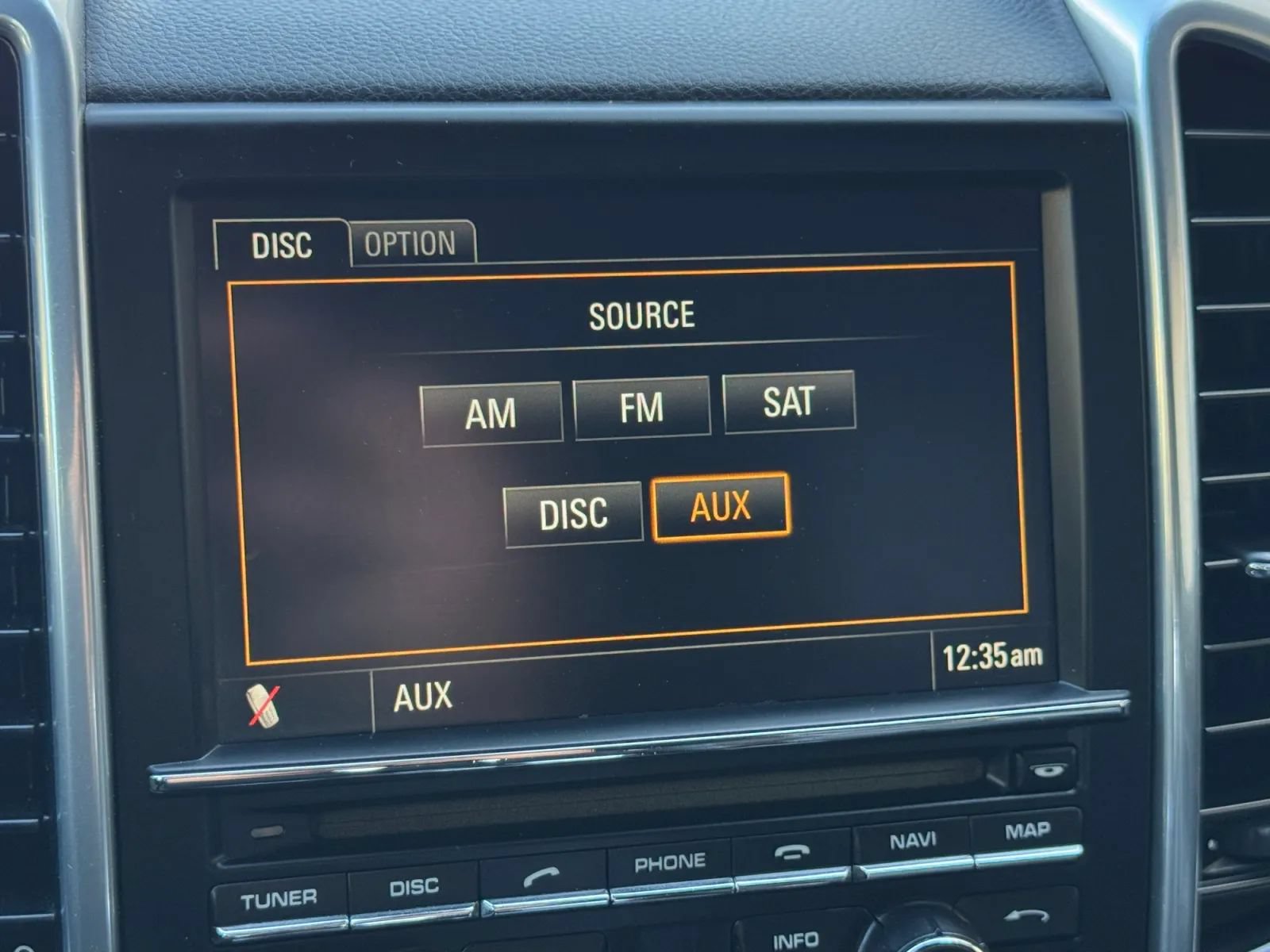 Used 2011 Porsche Cayenne AWD/4WD image 33