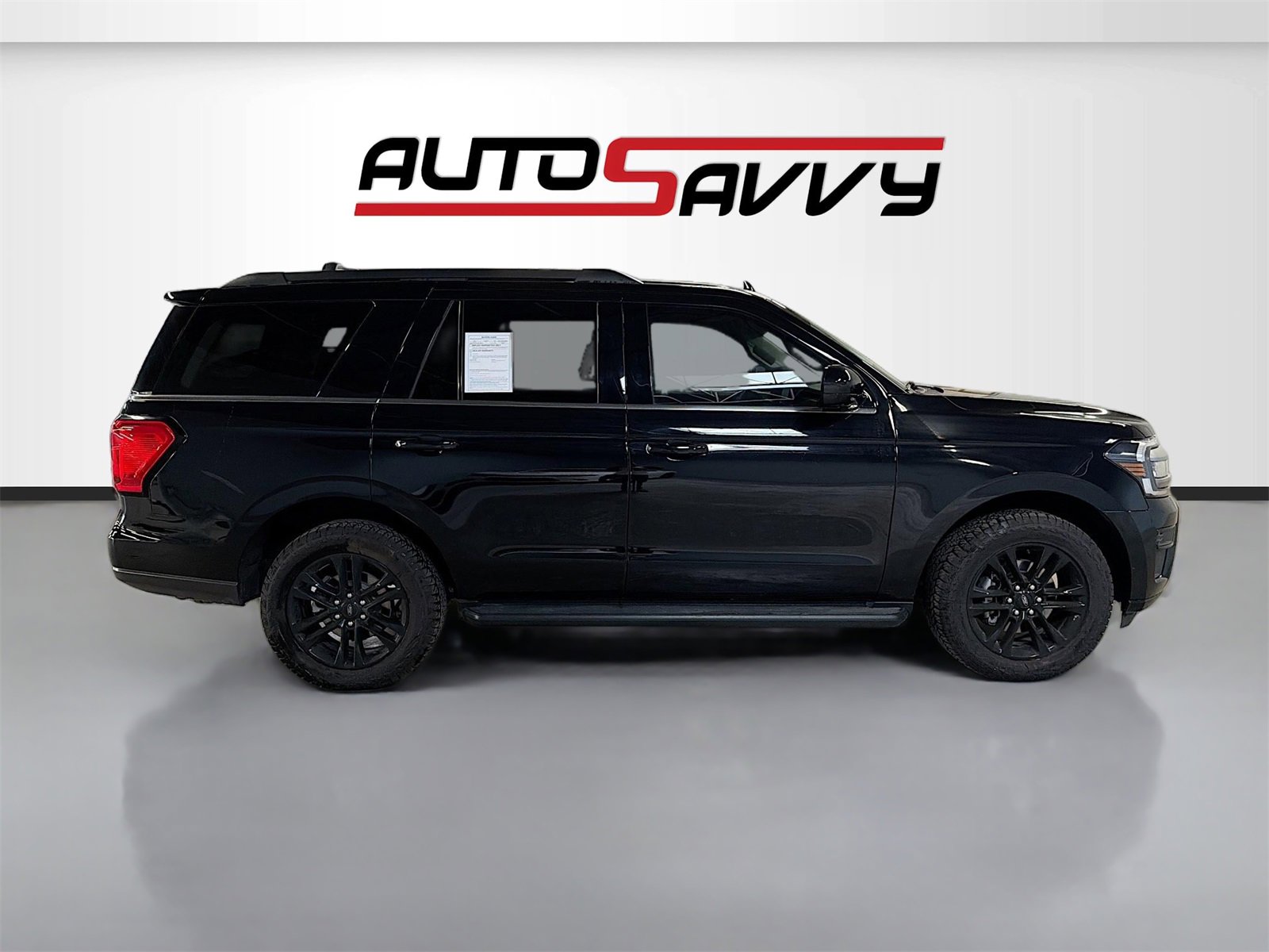 Used 2024 Ford Expedition XLT image 8