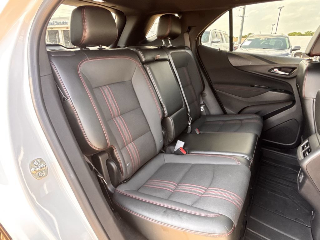 Used 2024 Chevrolet Equinox RS FWD image 27