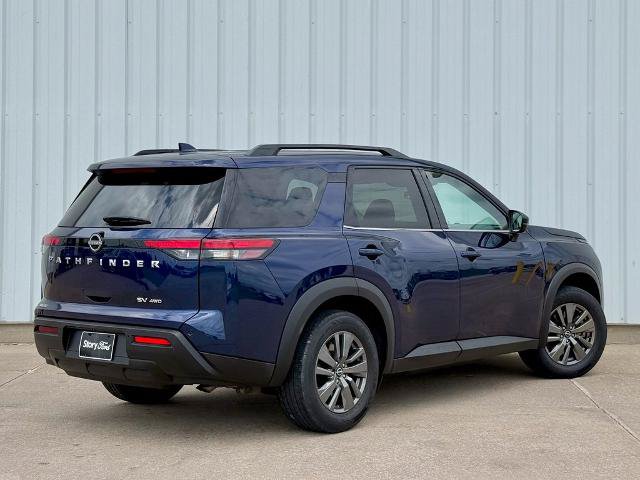 Used 2022 Nissan Pathfinder SV AWD/4WD image 6
