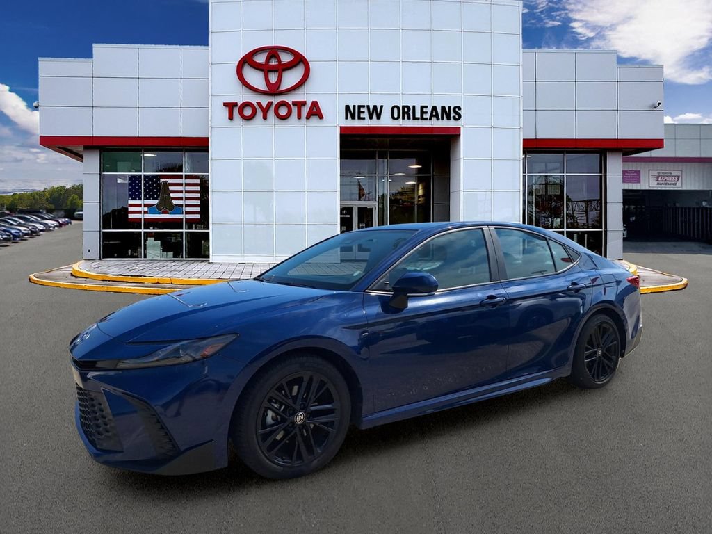 Used 2025 Toyota Camry SE