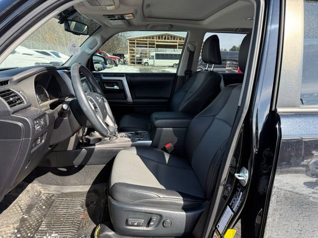 Used 2019 Toyota 4Runner SR5 Premium AWD/4WD image 10