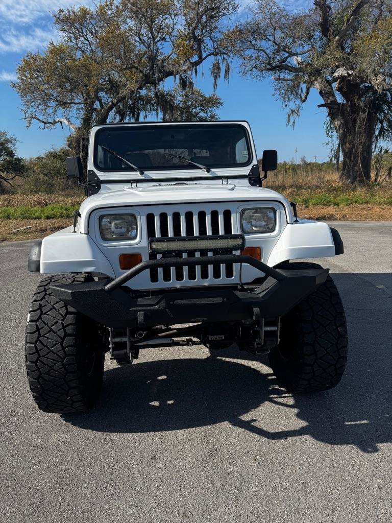 Used 1992 Jeep Wrangler 4WD image 8