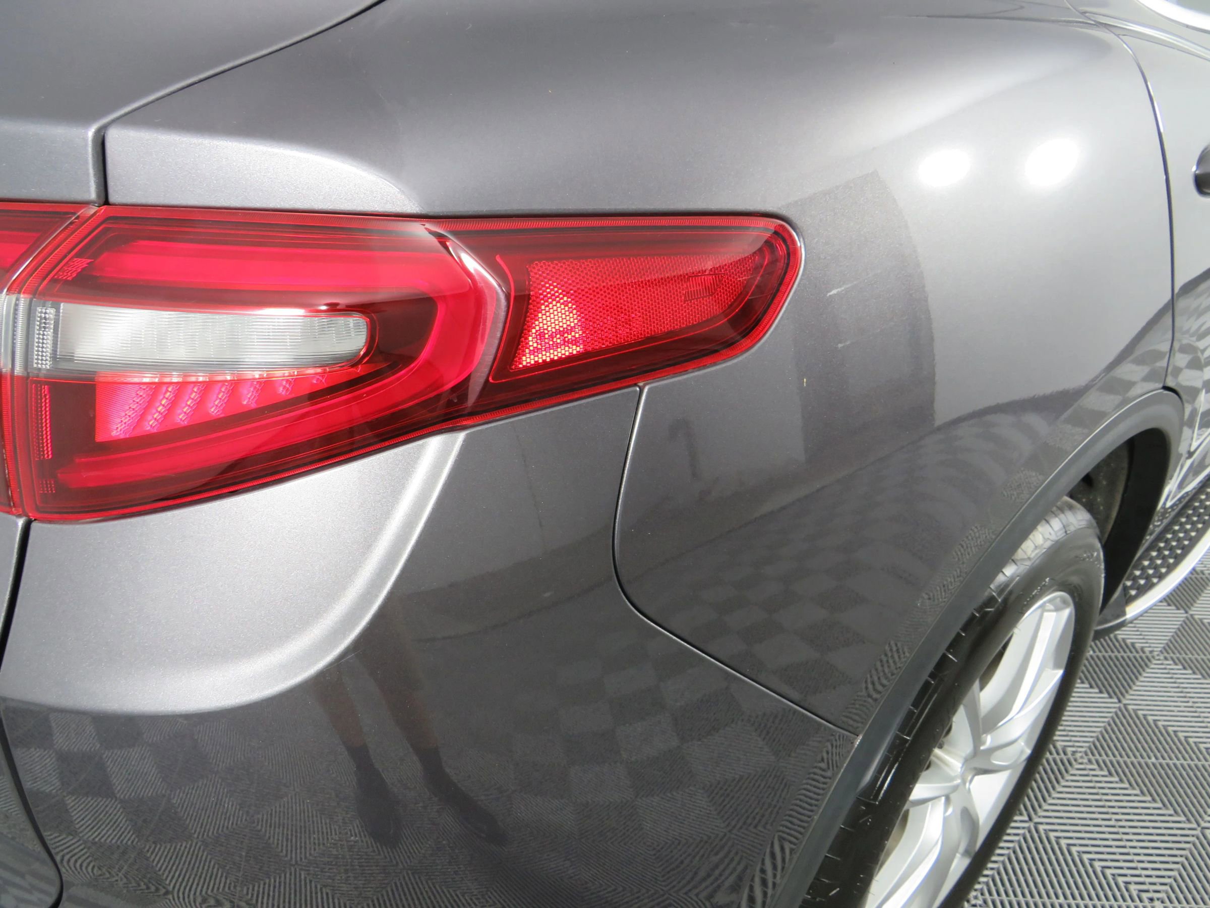 Used 2018 Alfa Romeo Stelvio Ti image 30