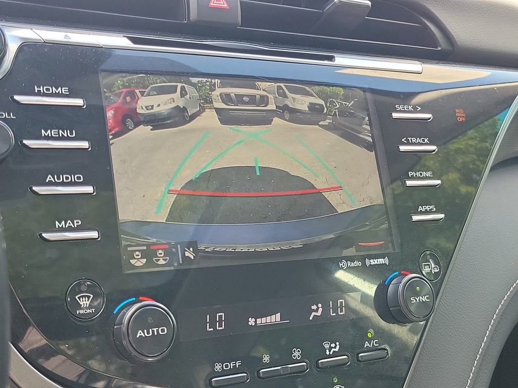 Used 2020 Toyota Camry XSE image 32