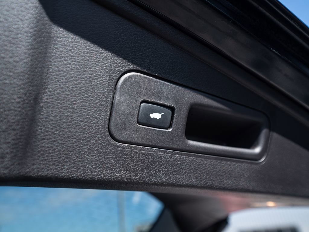 Certified 2018 Acura MDX w/ Advance & Entertainment image 51