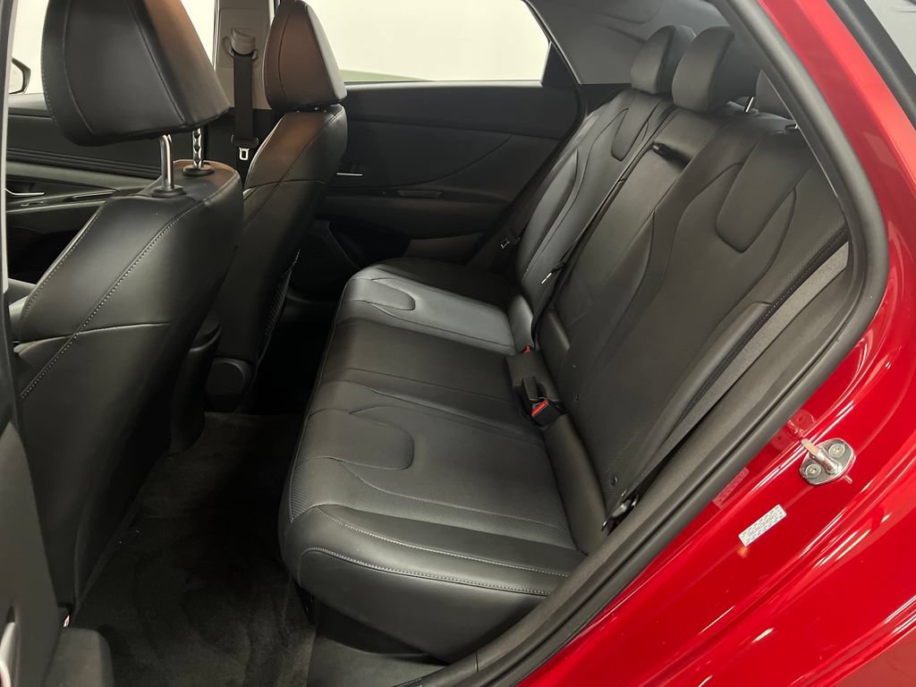 Used 2023 Hyundai Elantra Limited FWD image 27