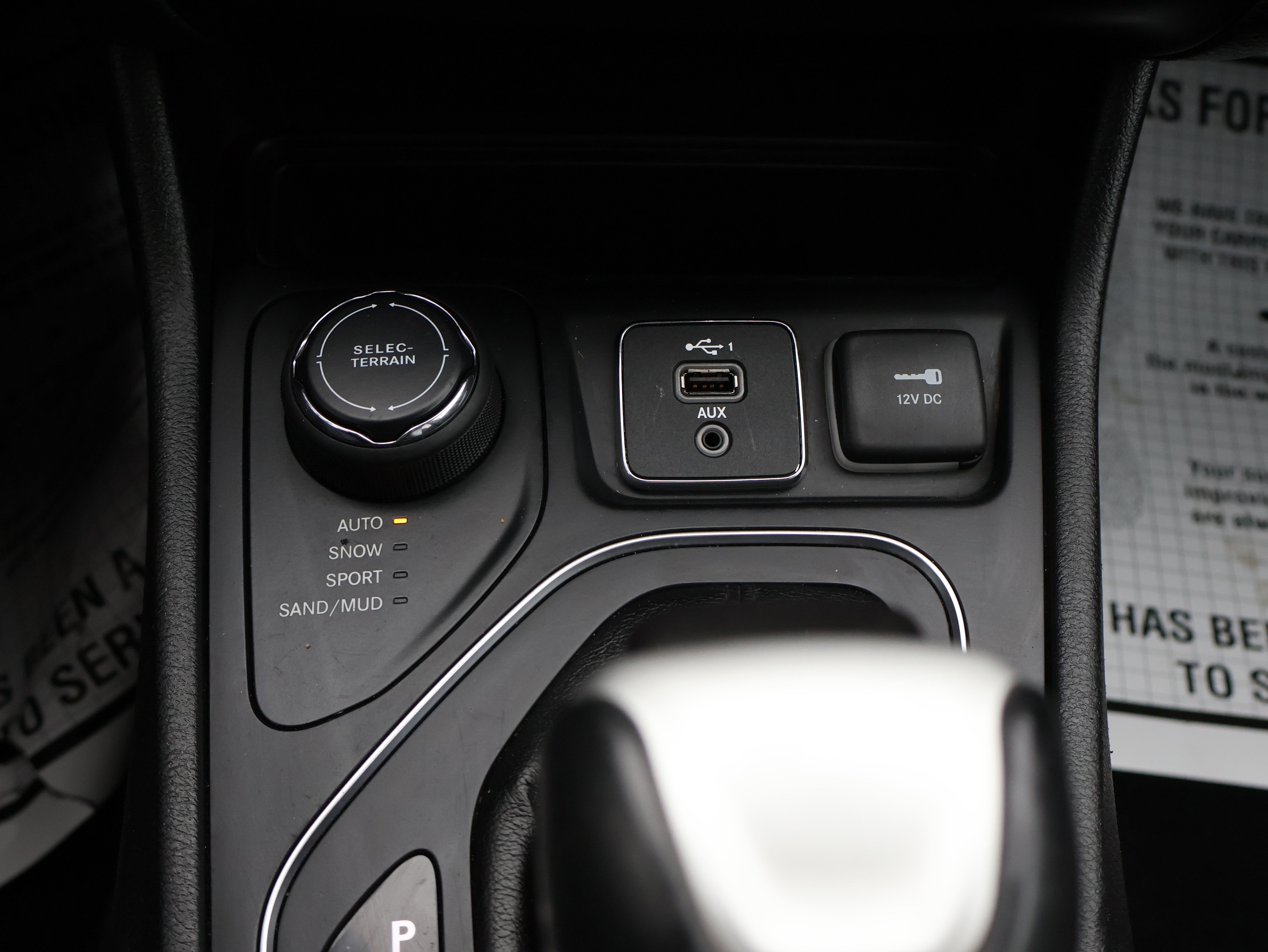 Used 2020 Jeep Cherokee Latitude image 31