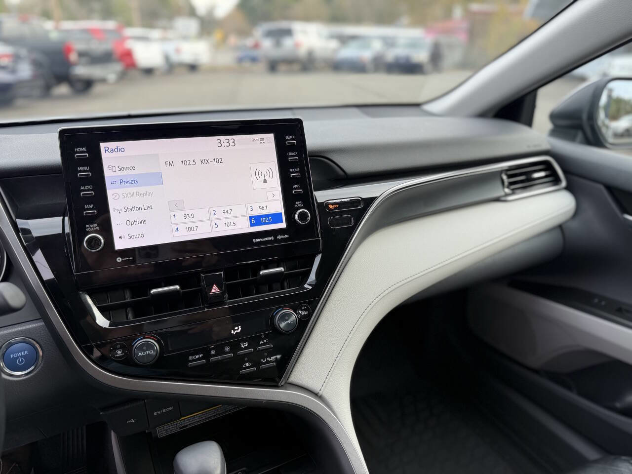 Used 2021 Toyota Camry SE image 15