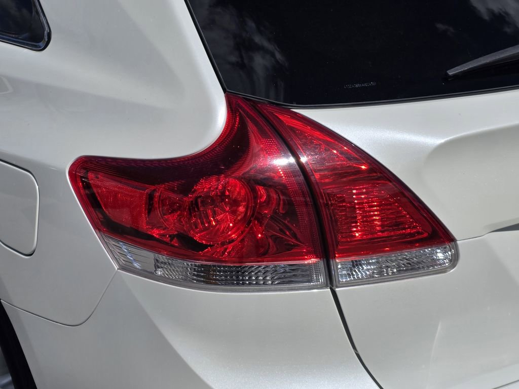 Used 2010 Toyota Venza image 7