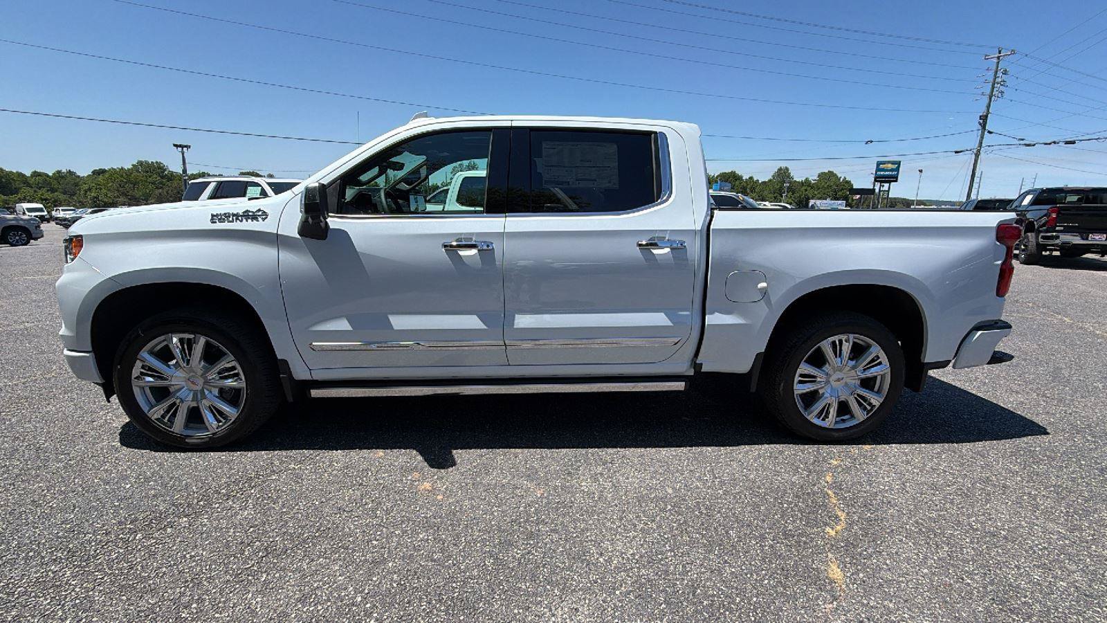 New 2026 Chevrolet Silverado 1500 High Country AWD/4WD image 8