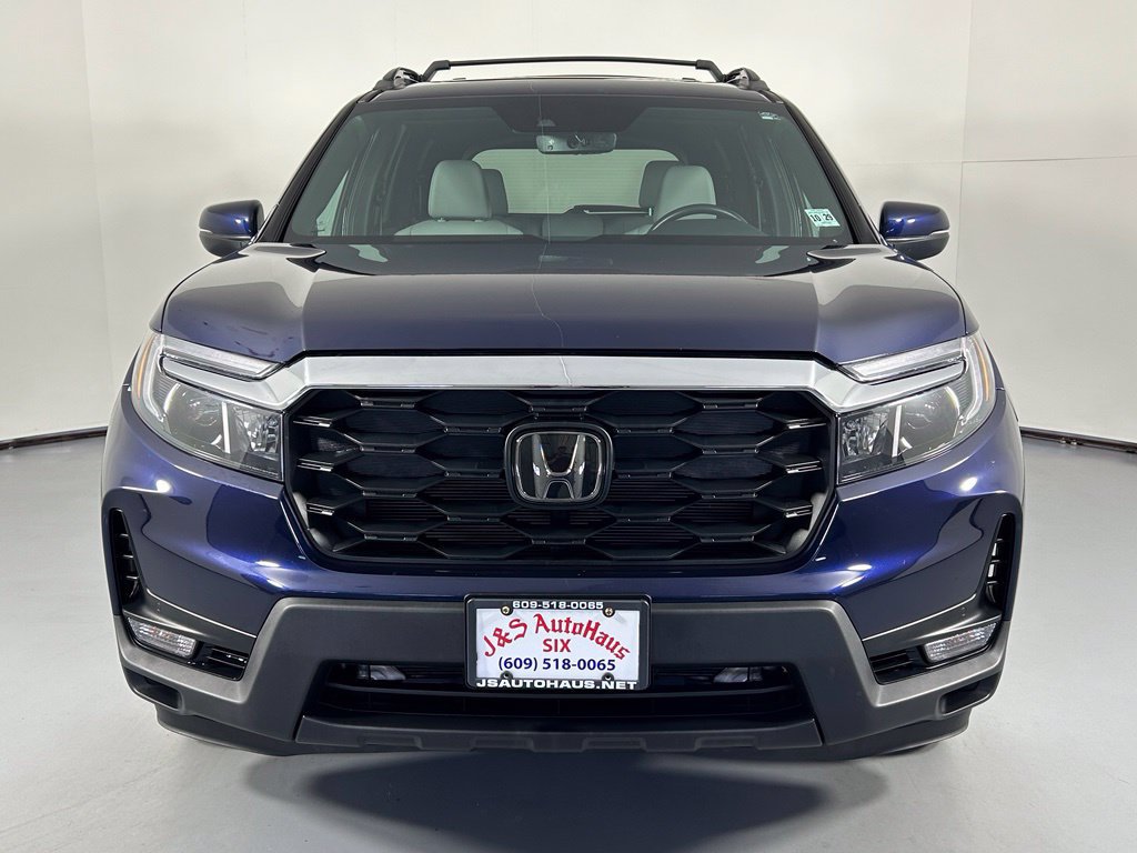Used 2025 Honda Passport EX-L image 2