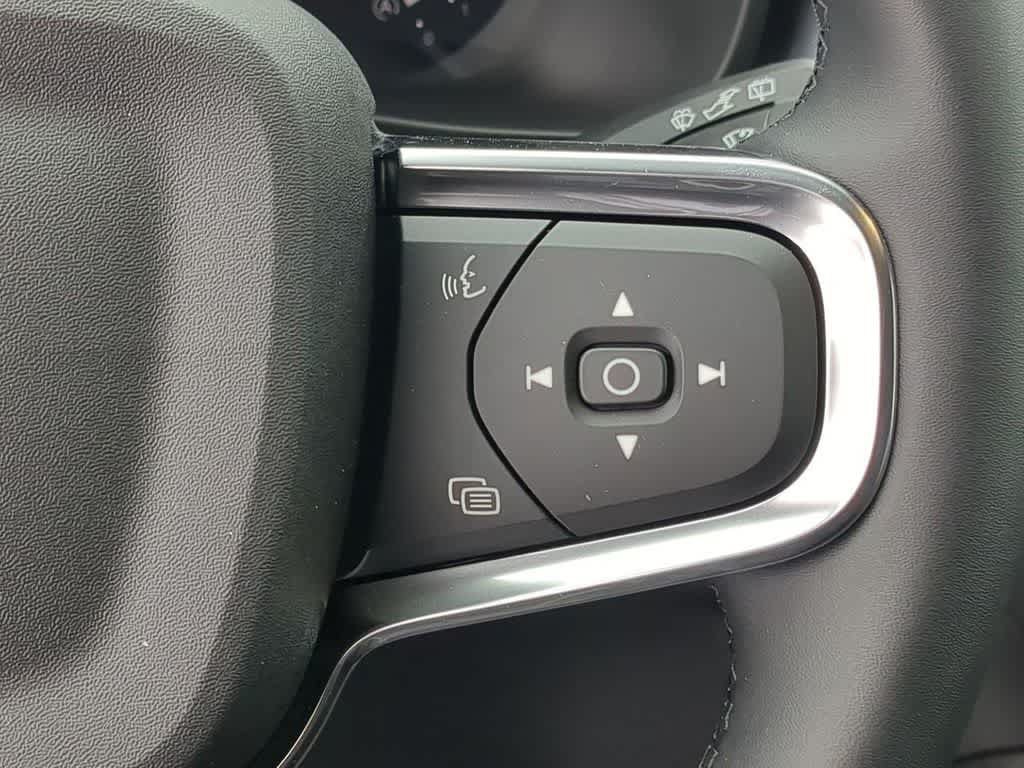 Used 2026 Volvo XC40 B5 Ultra w/ Protection Package Premier AWD/4WD image 24