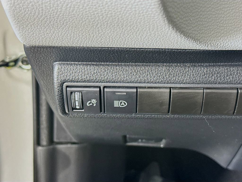Certified 2023 Toyota Corolla SE w/ Carpet Mat Package (TMS) image 19