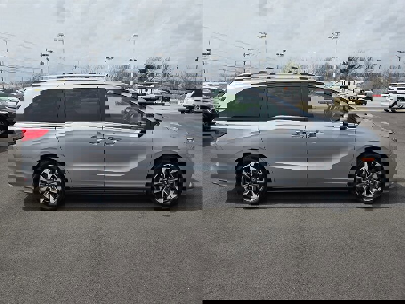 Used 2021 Honda Odyssey EX-L image 2