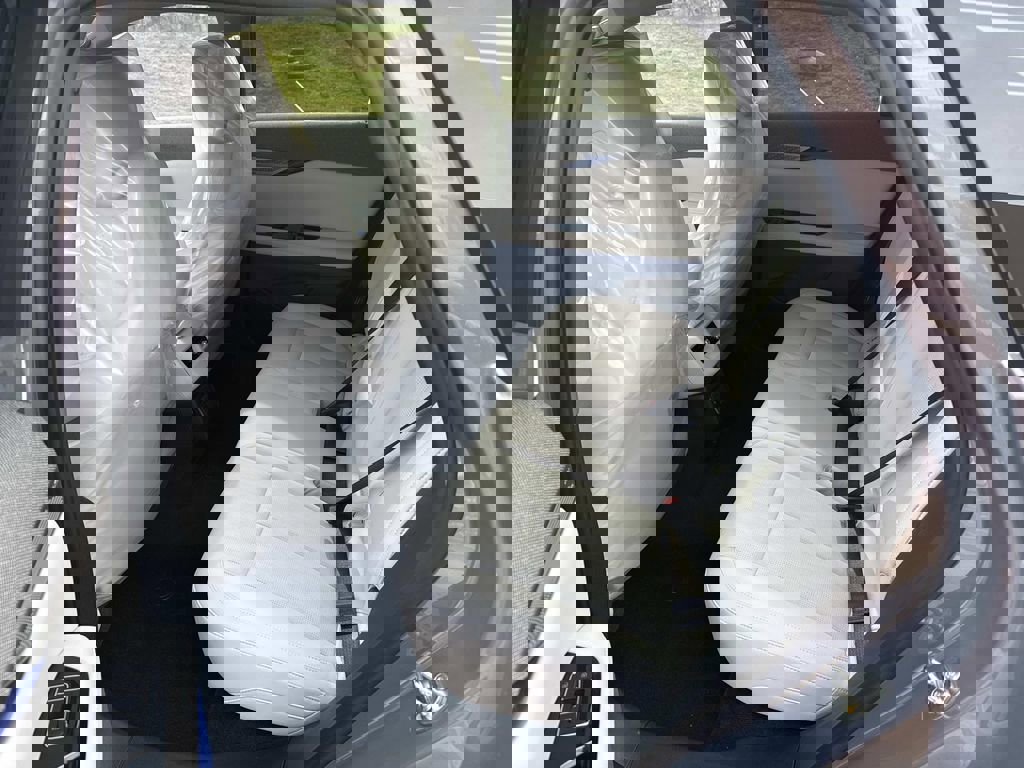 New 2026 Cadillac Optiq Luxury 2 w/ LPO, Floor Liner Package image 9