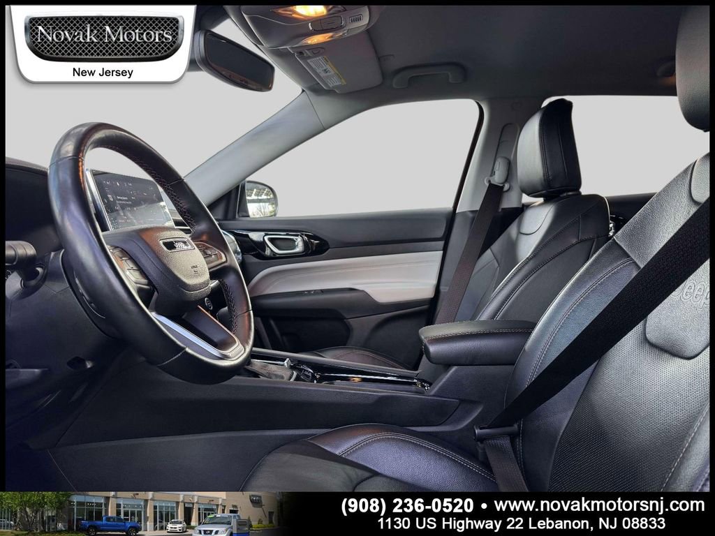 Used 2022 Jeep Compass Limited image 13