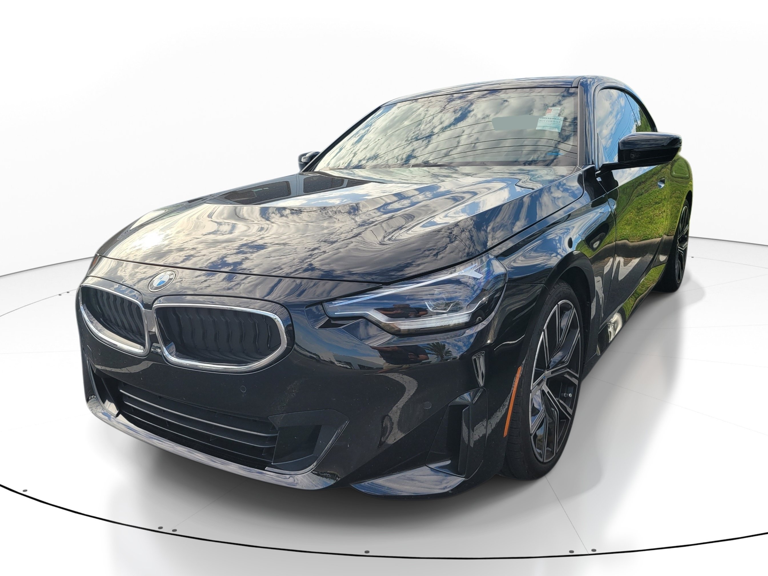 Used 2023 BMW 230i Coupe w/ Convenience Package RWD image 3