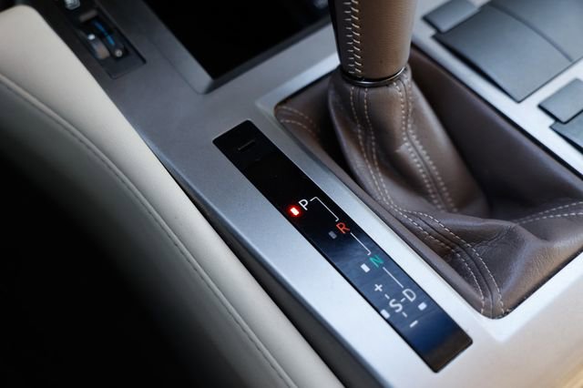 Used 2014 Lexus GX 460 w/ Premium Package image 39