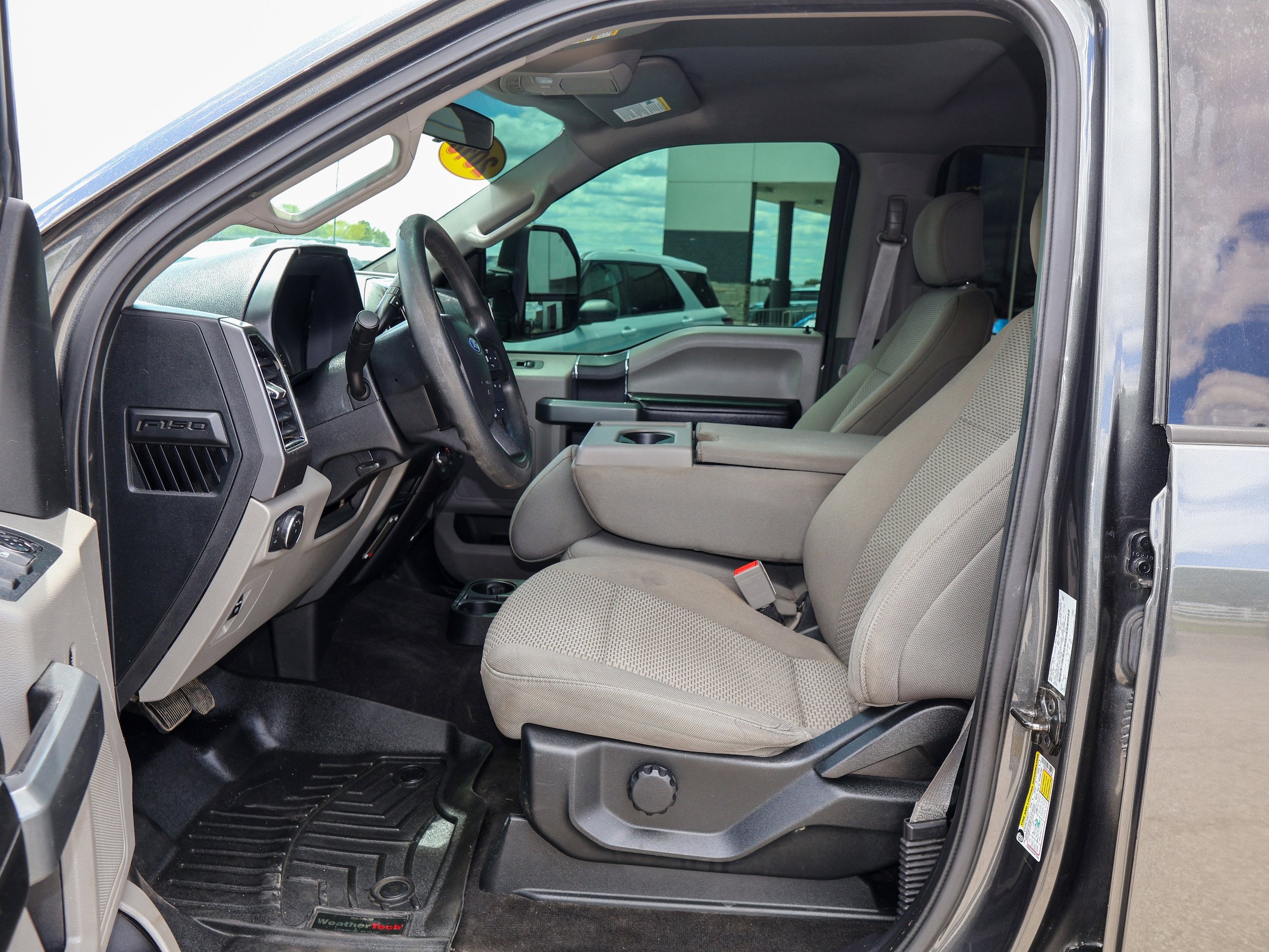 Used 2018 Ford F150 XLT AWD/4WD image 12