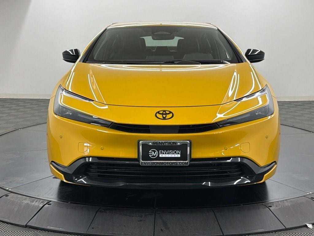 New 2027 Toyota Prius FWD image 6