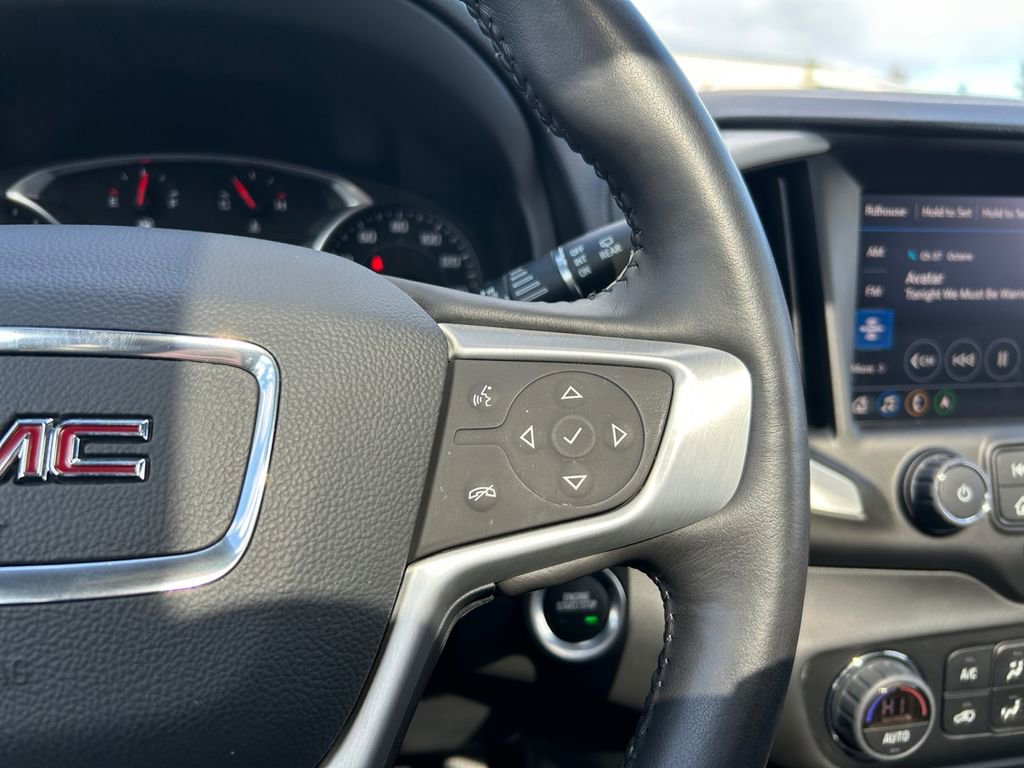 Used 2022 GMC Terrain SLT w/ Infotainment Package II image 18