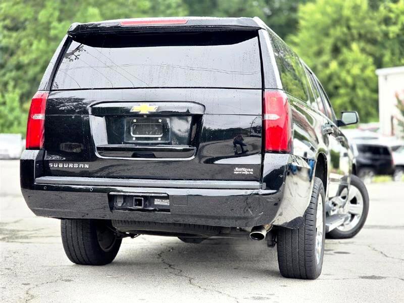 Used 2016 Chevrolet Suburban LT w/ LT Signature Package image 3