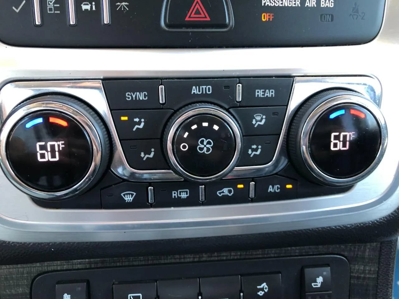 Used 2013 GMC Acadia SLT AWD/4WD image 30