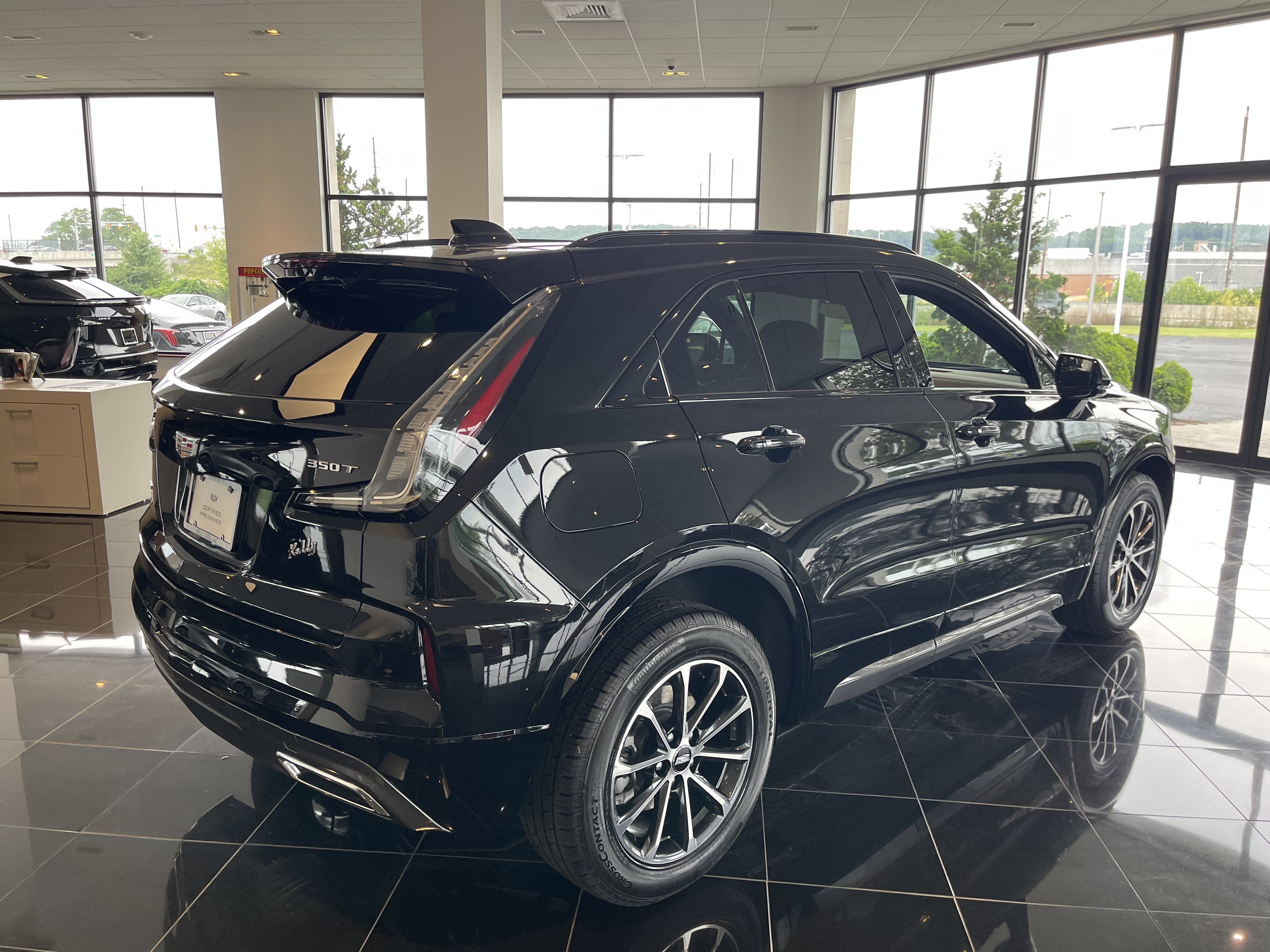 Certified 2024 Cadillac XT4 Sport AWD/4WD image 6