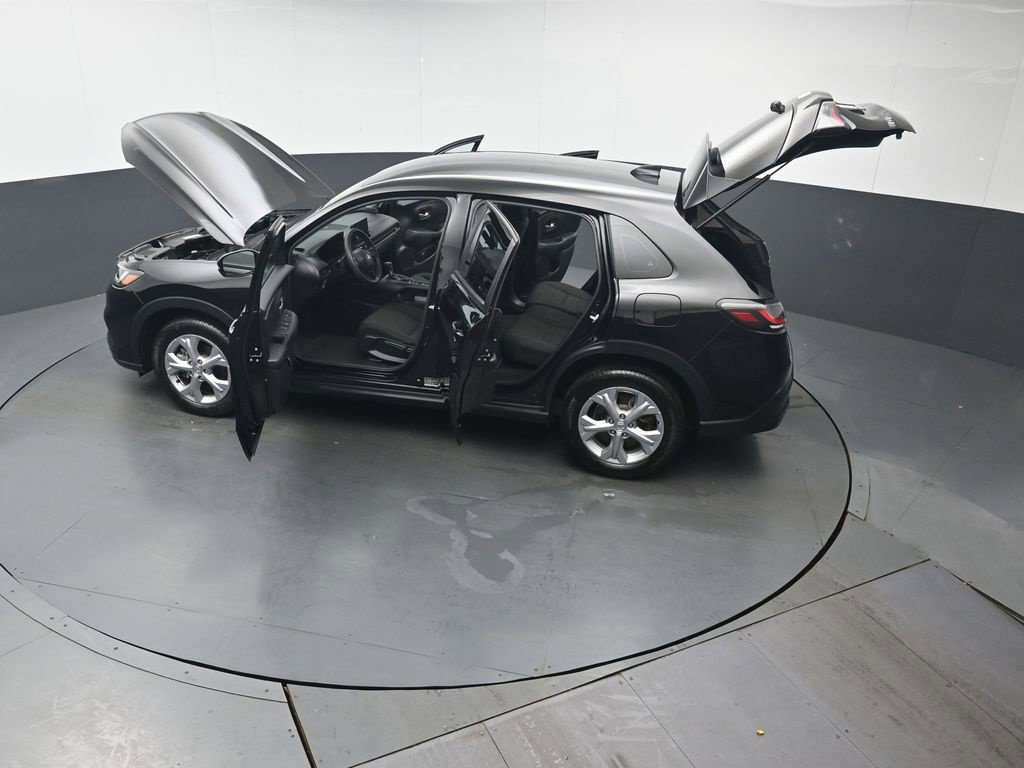 Certified 2024 Honda HR-V LX image 45