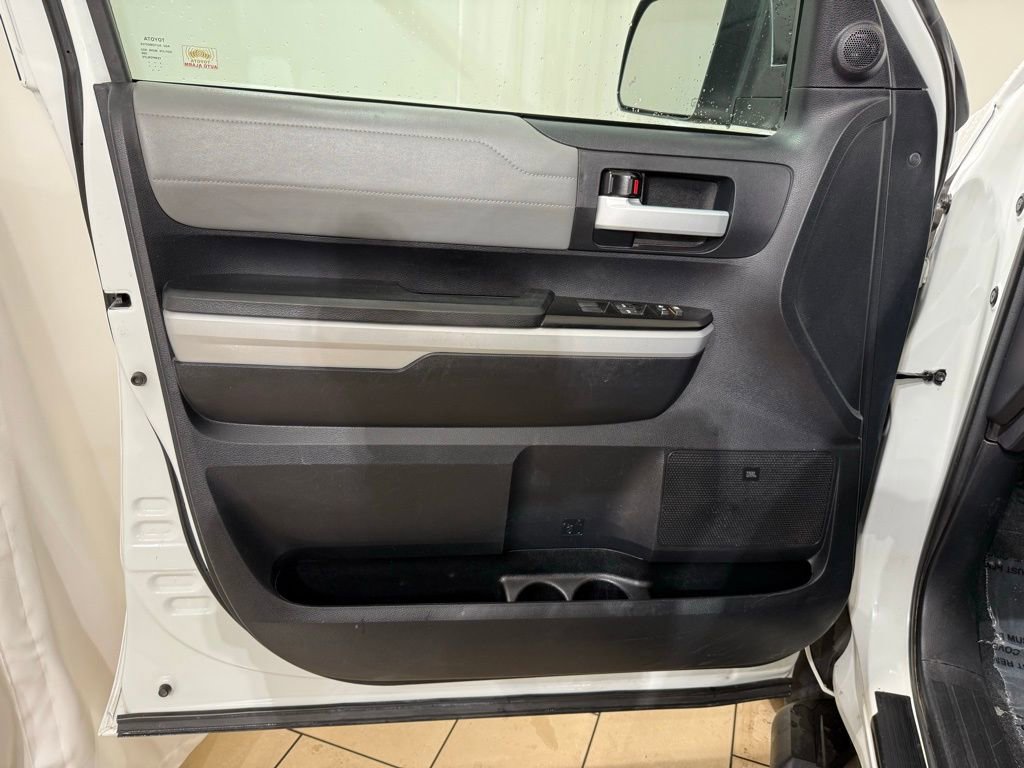 Used 2018 Toyota Tundra Limited image 14