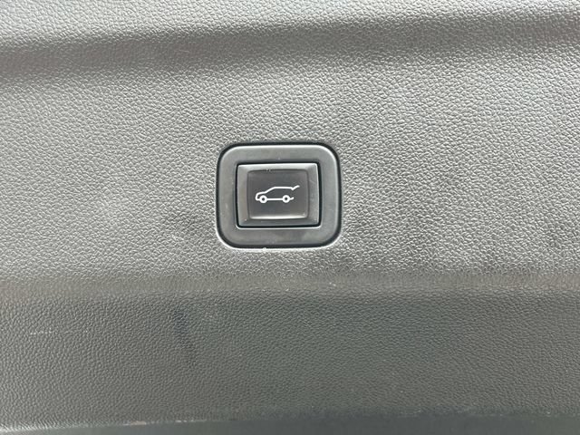Certified 2024 Chevrolet Tahoe LT AWD/4WD image 7