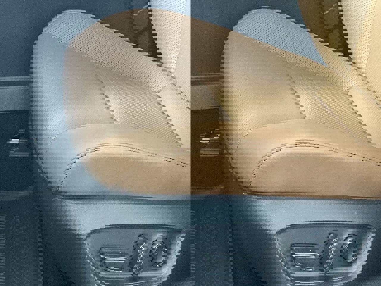 New 2026 Toyota Crown Signia image 18