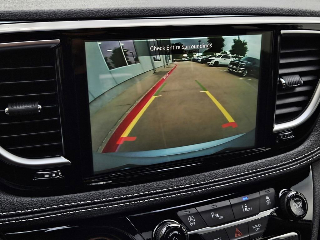 New 2026 Chrysler Pacifica Limited FWD image 21